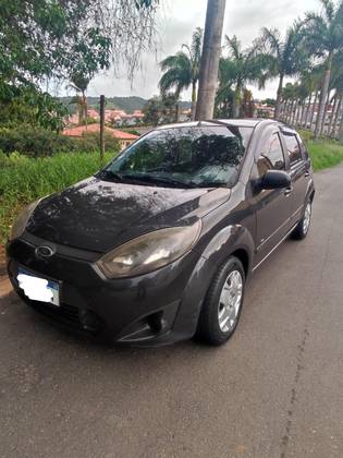 FORD FIESTA 1.0 ROCAM SE PLUS 8V FLEX 4P MANUAL FORD FIESTA 1.0 ROCAM SE PLUS 8V FLEX 4P MANUAL